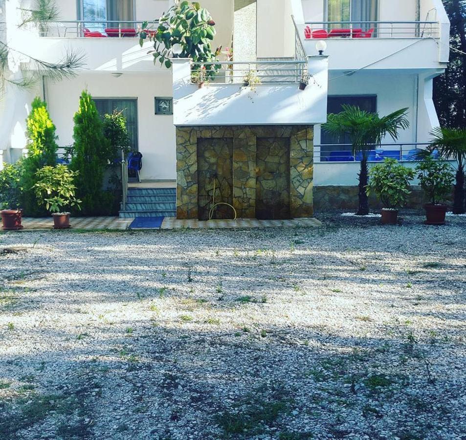 Aparthotel Vila Tufi Velipojë 외부 사진