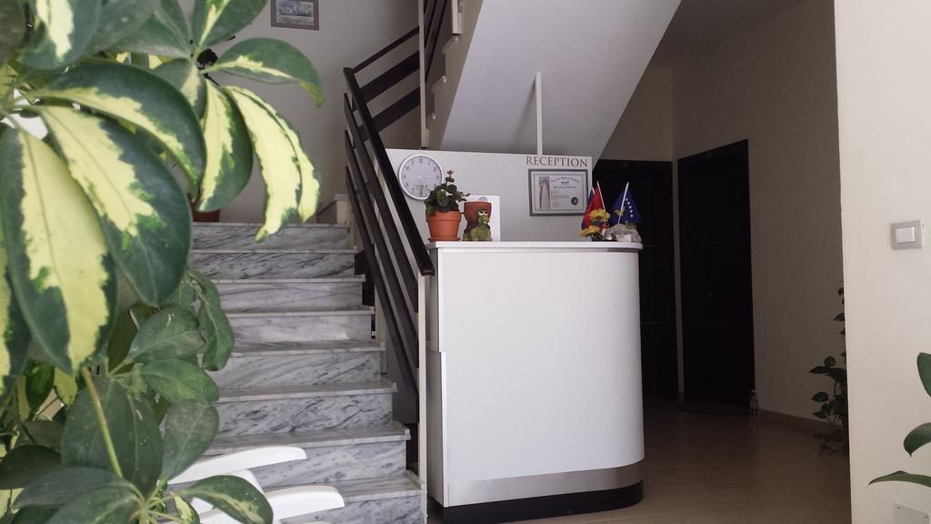 Aparthotel Vila Tufi Velipojë 외부 사진
